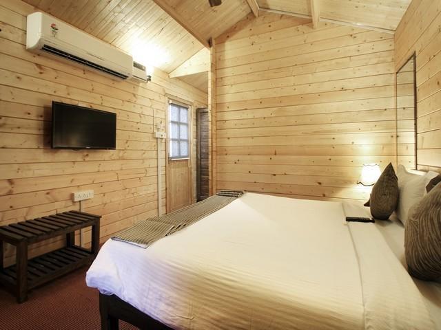 Tiara Fiesta Beach Cottages Morjim Exterior foto